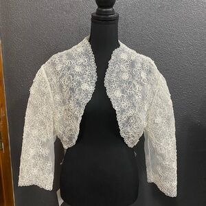 Delicate White Lace Bolero Sweater
